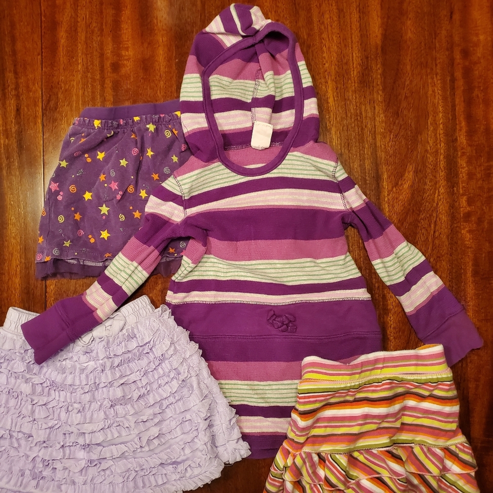☆3/$15!☆ 3T - Lot of 4 - 3 skirts, 1 dress